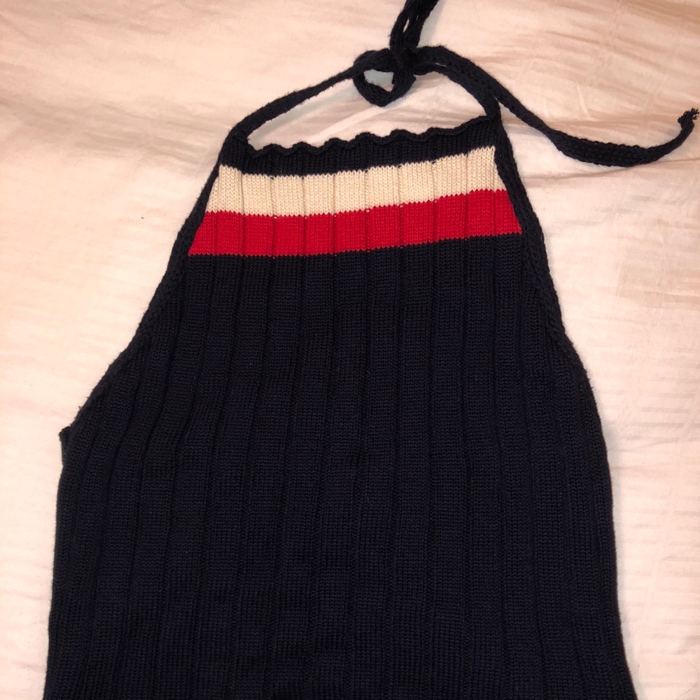 Tank top, ties around neck